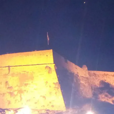 Апартаменты Mary's *